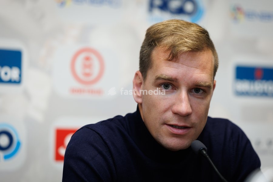 KV Kortrijk's new head coach Michiel Jonckheere pictured during a press conference of Belgian first division soccer team KV Kortrijk to present its new coach, Wednesday 28 May 2025 in Kortrijk