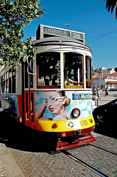 Line 28E of the Lisbon tramway, Portuguese: Carreira 28E dos Eléctricos de Lisboa, is one of five lines of the Lisbon tramway. It connects the differently characterised Alfama, Baixa and Lapa districts of Lisbon's city centre with the Prazeres district. The old cars used on the line, the unusually…