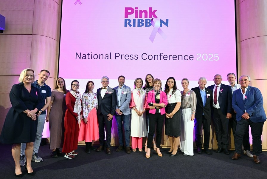 FOCUS COVERAGE, DISTRIBUTION REQUESTED TO BELGA a press conference of the 'Pink Ribbon' Breast Cancer awareness organization, Tuesday 23 September 2025 in Brussels. Pink Ribbon urges for every person with breast cancer and all relatives to get the opportunity to be tested for the high-risk breast…