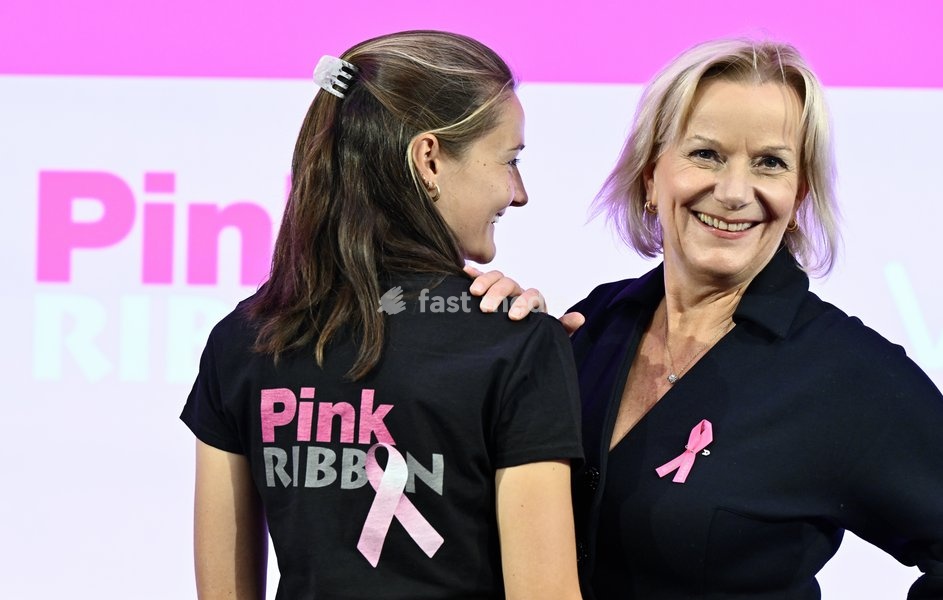 FOCUS COVERAGE, DISTRIBUTION REQUESTED TO BELGA a press conference of the 'Pink Ribbon' Breast Cancer awareness organization, Tuesday 23 September 2025 in Brussels. Pink Ribbon urges for every person with breast cancer and all relatives to get the opportunity to be tested for the high-risk breast…