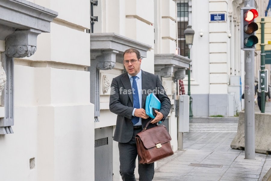 Vice-prime Minister and minister of Economy and Work David Clarinval arrives at a 'Kern' meeting gathering selected Ministers of the Federal Government, Monday 13 October 2025 in Brussels