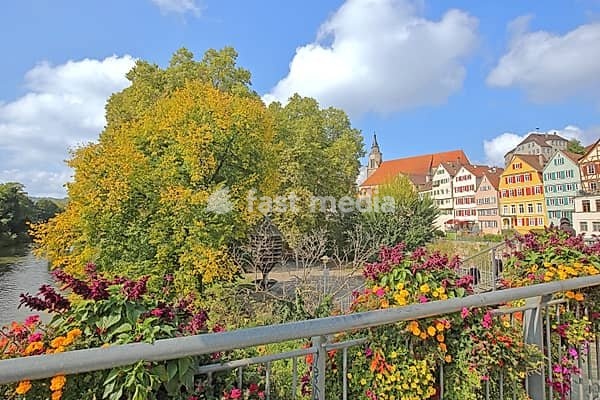 Colourful house front on the Neckar, house facade, Neckar bank, Neckar front, Neckar island, flower decoration, Eberhardsbrücke, Tübingen, Neckar valley, Baden-Württemberg, Germany