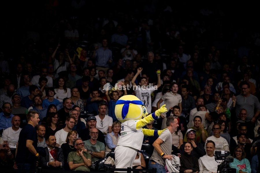 The mascotte ACE with Bavo Mortier pictured during the European Open ATP tennis tournament in Brussels, on Friday 17 October 2025. This year's edition of the tournament is taking place from 12 to 19 October 2025