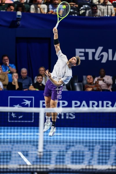 Spanish Alejandro Davidovich Fokina pictured in action during the European Open ATP tennis tournament in Brussels, on Friday 17 October 2025. This year's edition of the tournament is taking place from 12 to 19 October 2025