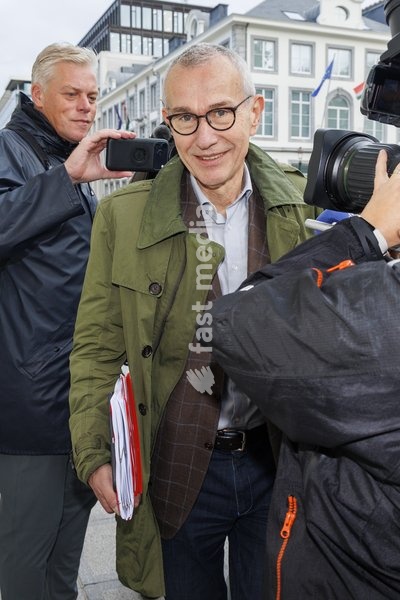 Vice-prime minister and minister and minister of Public Health and Social Affairs Frank Vandenbroucke arrives for a 'Kern' meeting gathering selected Ministers of the Federal Government, Tuesday 21 October 2025 in Brussels, to continue the budget discussions