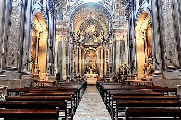 Basilica da Estrela consecrated in 1790, burial place of Queen Maria I, Lisbon, Lisbon, Portugal, sublime church interior with Renaissance elements and an artfully designed altar, Lisbon, Portugal