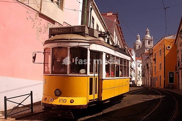 EUROPA, PORTUGAL, LISSABON, STADT, ALFAMA, TRAM, STRASSENBAHN
