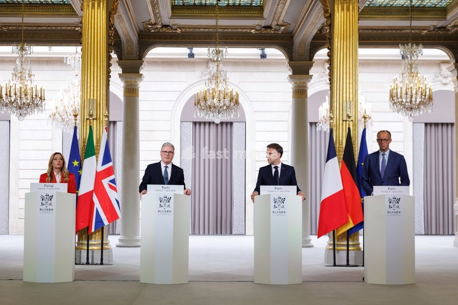 17/04/2026. Paris, France. Prime Minister Keir Starmer and French President, Emmanuel Macron co-host the Strait of Hormuz Summit alongside German Chancellor Friedrich Merz and Italian Prime Minister Giorgia Meloni at the Elysee Palace