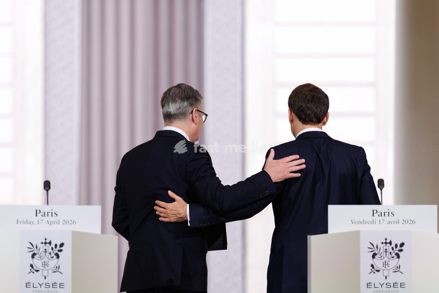 17/04/2026. Paris, France. Prime Minister Keir Starmer and French President, Emmanuel Macron co-host the Strait of Hormuz Summit at the Elysee Palace