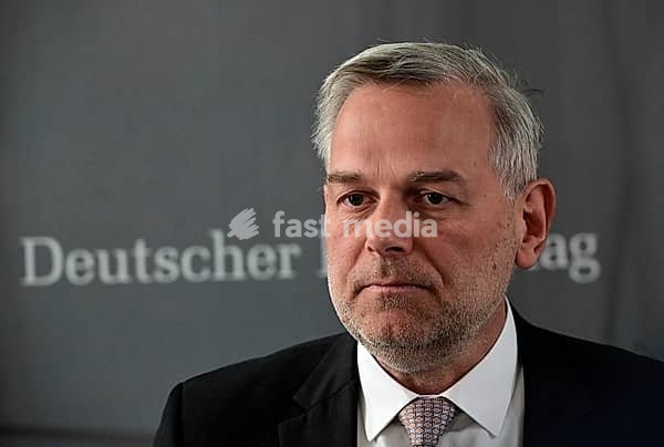 Leif-Erik Holm (AfD) comments on statements by Federal Economics Minister Katharina Reiche, who had previously answered questions in the Bundestag's non-public Economic Committee