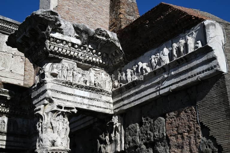 The Colonnacce in the Forum of Nerva. The columns support an entablature that was richly decorated with a figured frieze, 21 m of which are in situ out of an original 160 m on each long flank, depicting scenes from myth, the best known being that of Arachne. Above the cornice originally ran a…