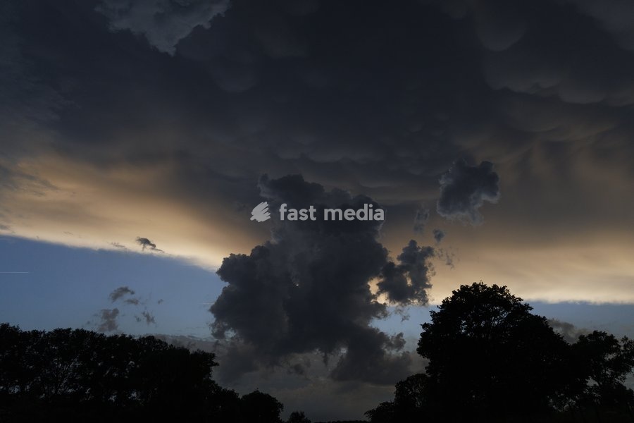 Illustration shows clouds in the sky in Lierde as Belgium is facing stormy weather today, Saturday 30 May 2026