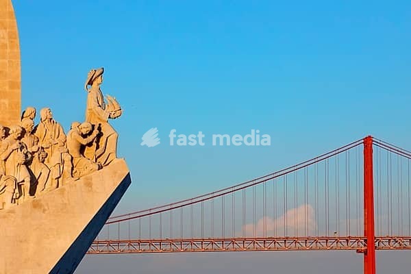 Monument to the Discoveries (Padrao dos Descobrimentos) at sunset, Belem, Lisbon, Portugal