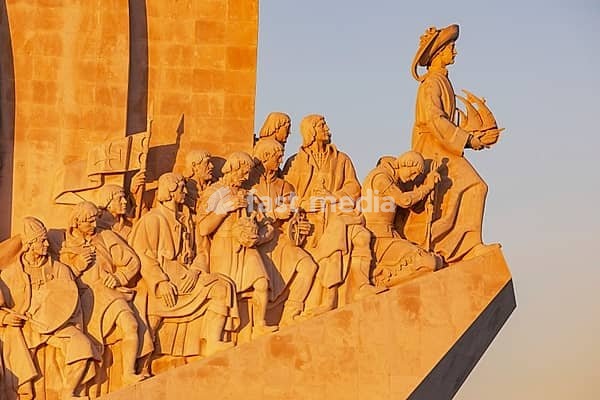 Monument to the Discoveries (Padrao dos Descobrimentos) at sunset, Belem, Lisbon, Portugal