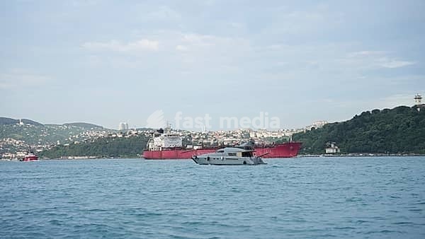Large commercial cargo ships transit through the Bosphorus on their way to the Strait of Hormuz. Closure of the Strait of Hormuz. Targeting cargo ships in the Strait of Hormuz. Turkey, 08 July 2026, Istanbul, Turkey