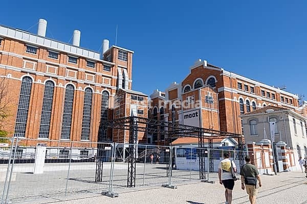 Former power station on the banks of the Tagus river now forms part of the MAAT, Museum of Art, Architecture and Technology, Lisbon, Portugal