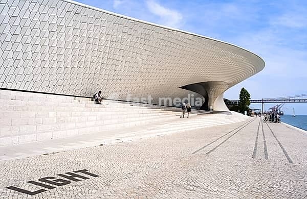 MAAT is an architecture and technology museum in Lisbon, Portugal, right on the banks of the Tagus. In the background is Ponte de 25 Abril