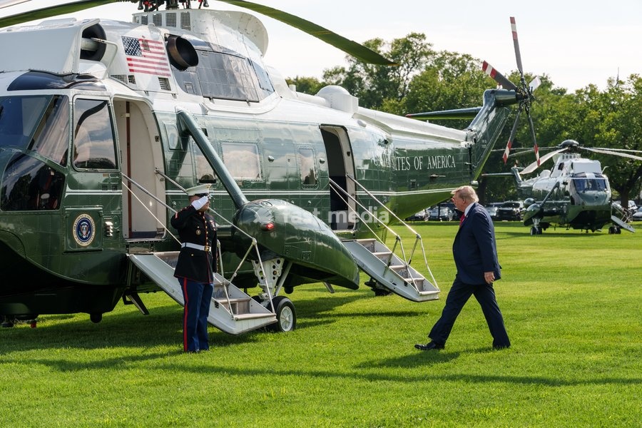 President Donald J. Trump boards Marine One on the ellipse, Friday, August 21, 2026, en route to Myrtle Beach, South Carolina. (Official White House