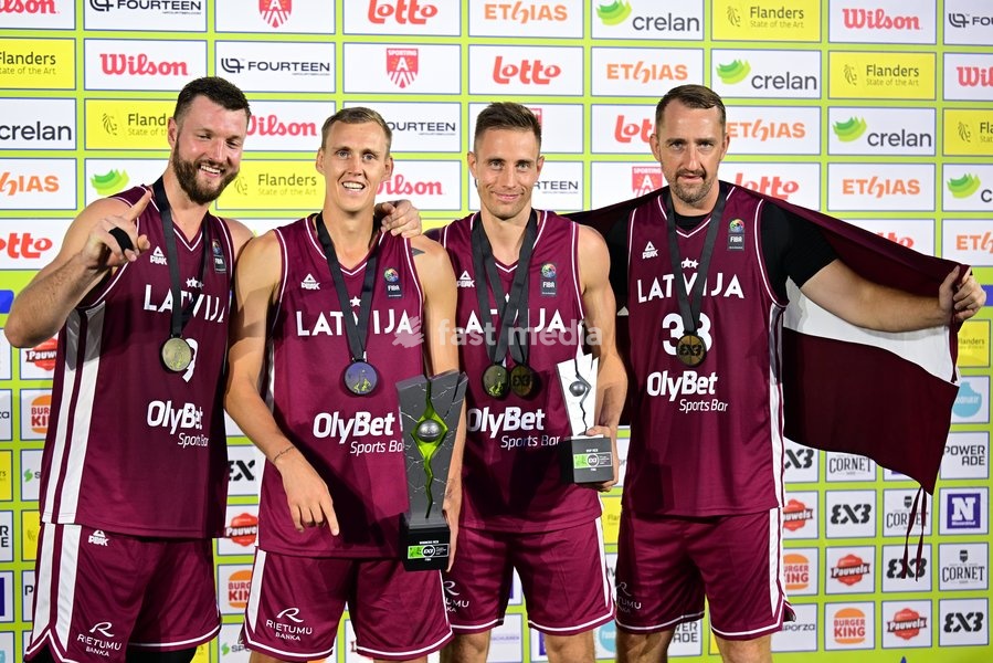 Team Latvia celebrates with the gold medal after winning the final game of the 3x3 basketball between Netherlands and Latvia at the men's FIBA 3x3 Europe Cup, on Sunday 13 September 2026 in Antwerp