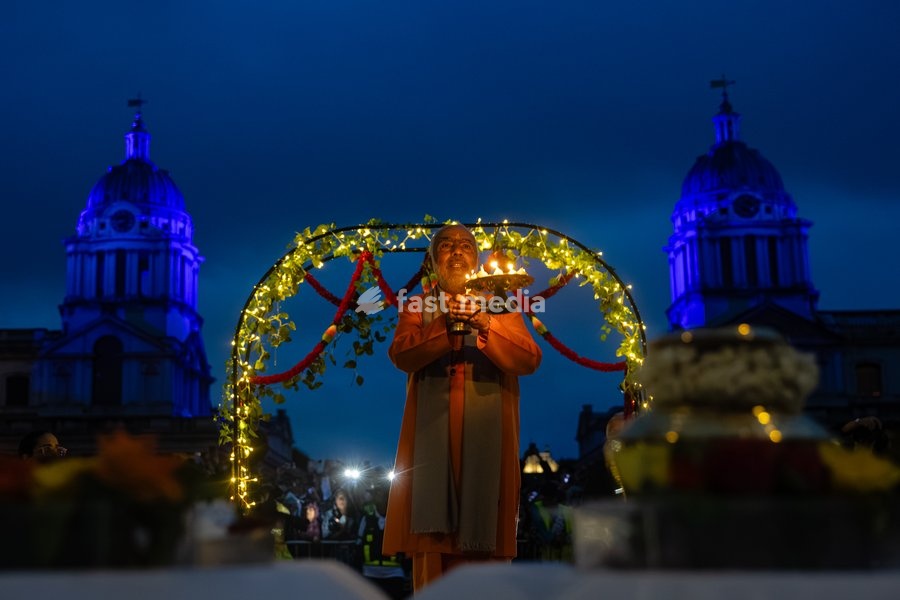 The first ever Ganga Aarti ceremony is performed on the River Thames at the Old Royal Naval College, Greenwich, London, UK, on 13 September 2026. The ancient Hindu fire ritual, traditionally performed on the banks of the sacred River Ganges in India, brings together priests, devotees and community…