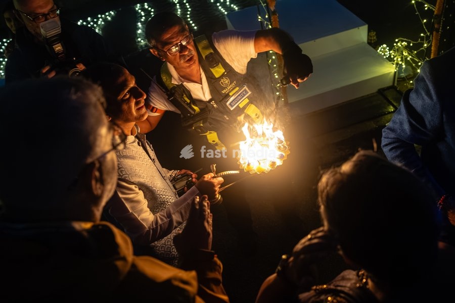 The first ever Ganga Aarti ceremony is performed on the River Thames at the Old Royal Naval College, Greenwich, London, UK, on 13 September 2026. The ancient Hindu fire ritual, traditionally performed on the banks of the sacred River Ganges in India, brings together priests, devotees and community…