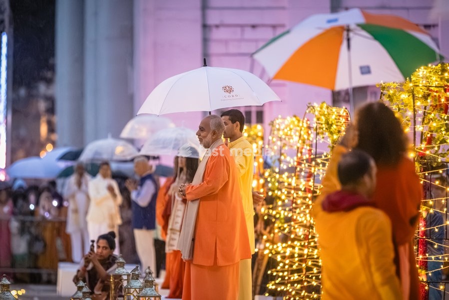 The first ever Ganga Aarti ceremony is performed on the River Thames at the Old Royal Naval College, Greenwich, London, UK, on 13 September 2026. The ancient Hindu fire ritual, traditionally performed on the banks of the sacred River Ganges in India, brings together priests, devotees and community…