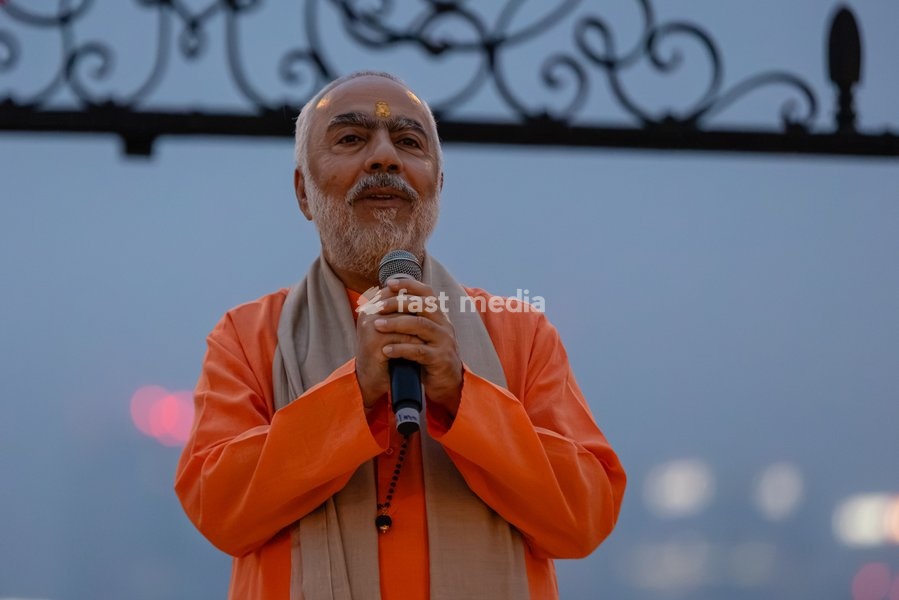 The first ever Ganga Aarti ceremony is performed on the River Thames at the Old Royal Naval College, Greenwich, London, UK, on 13 September 2026. The ancient Hindu fire ritual, traditionally performed on the banks of the sacred River Ganges in India, brings together priests, devotees and community…