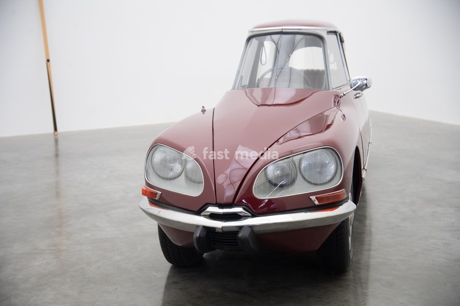 A general view of 'La DS Cornaline' (2013) by Gabriel Orozco featuring a modified Citroën at a photocall for artist Gabriel Orozco's solo exhibition 'Chronotopic' at White Cube Bermondsey, London, England, UK on Monday 14 September, 2026