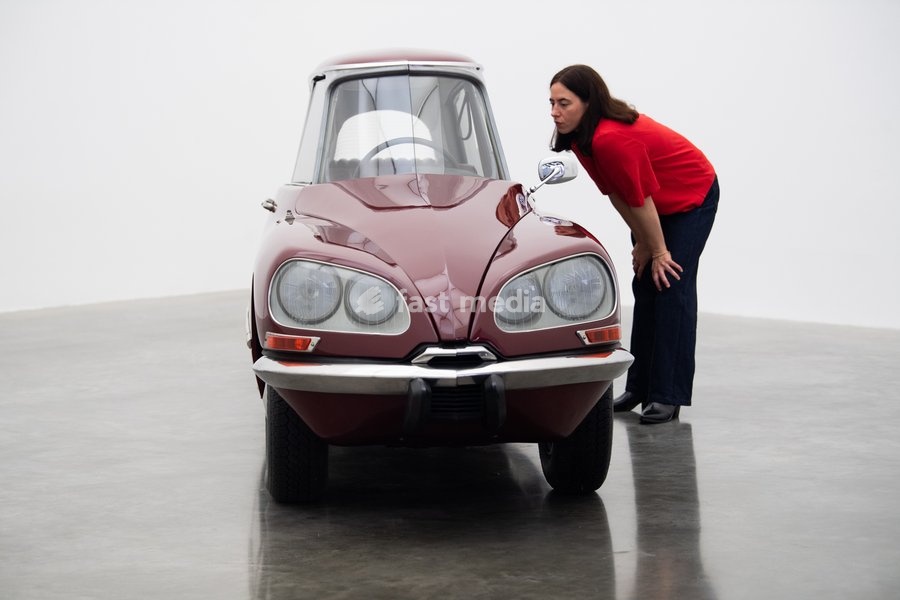 Staff members view 'La DS Cornaline' (2013) by Gabriel Orozco featuring a modified Citroën at a photocall for artist Gabriel Orozco's solo exhibition 'Chronotopic' at White Cube Bermondsey, London, England, UK on Monday 14 September, 2026