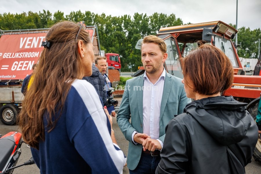 Elia's Simon November pictured during a press visit as operator Elia started the first phase of work on the Ventilus project, Monday 14 September 2026 in Zuienkerke. Ventilus is the new high-voltage power line of Elia in West Flanders, to transport the electricity generated by the new offshore wind…