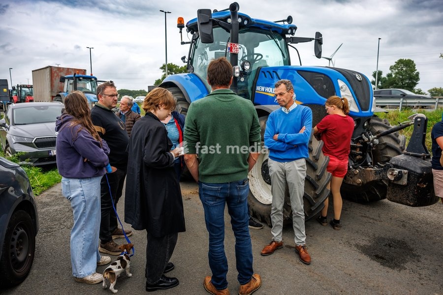 a press visit as operator Elia started the first phase of work on the Ventilus project, Monday 14 September 2026 in Zuienkerke. Ventilus is the new high-voltage power line of Elia in West Flanders, to transport the electricity generated by the new offshore wind farms. The 82-kilometre-long…