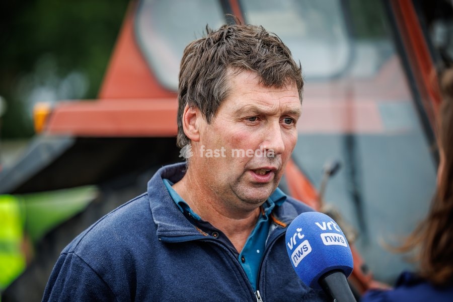 farmer Francky Snaet pictured during a press visit as operator Elia started the first phase of work on the Ventilus project, Monday 14 September 2026 in Zuienkerke. Ventilus is the new high-voltage power line of Elia in West Flanders, to transport the electricity generated by the new offshore wind…