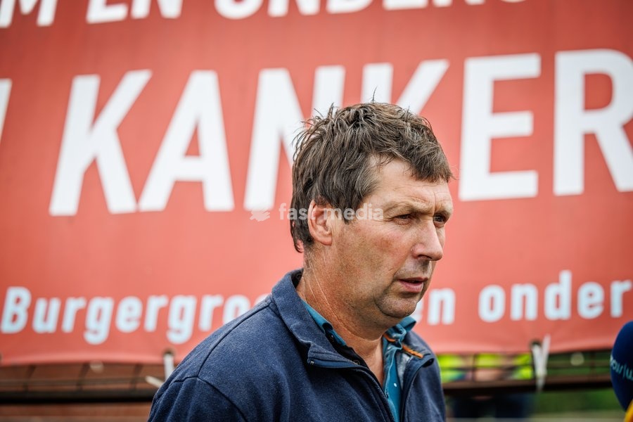 farmer Francky Snaet pictured during a press visit as operator Elia started the first phase of work on the Ventilus project, Monday 14 September 2026 in Zuienkerke. Ventilus is the new high-voltage power line of Elia in West Flanders, to transport the electricity generated by the new offshore wind…