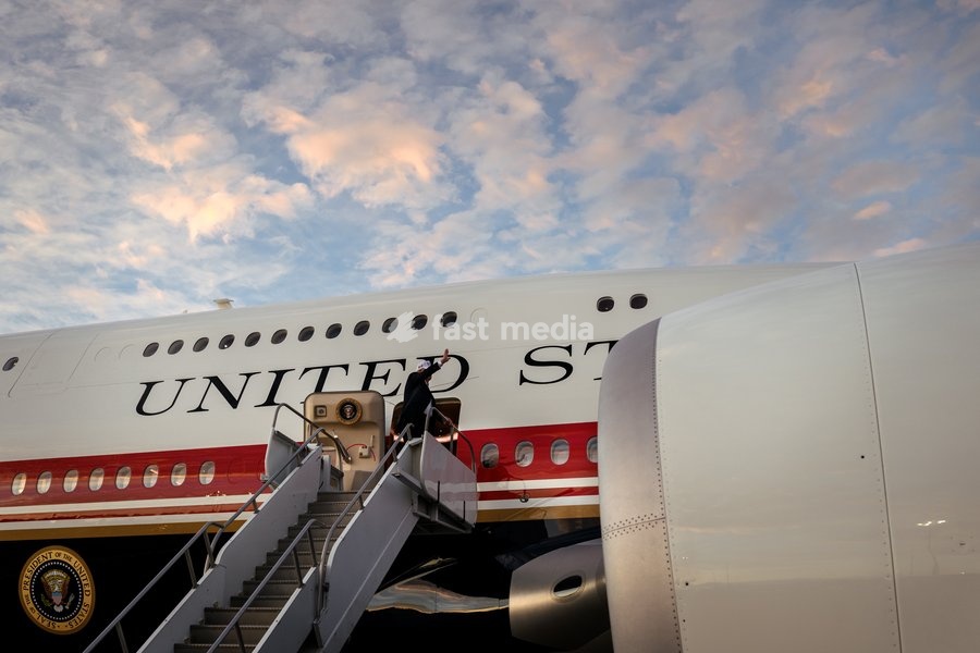 President Donald J. Trump boards Air Force One at Shannon Airport in County Clare, Ireland on Sunday, September 13, 2026, en route Joint Base Andrews, Maryland