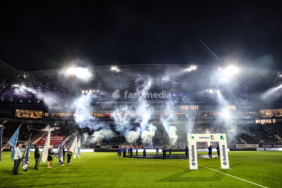 This image shows a soccer match between KAA Gent and Standard de Liege, Friday 18 September 2026 in Gent, on day 7 of the 2026-2027 'Jupiler Pro League' first division of the Belgian championship