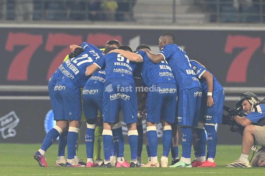 Gent's players pictured before a soccer match between KAA Gent and Standard de Liege, Friday 18 September 2026 in Gent, on day 7 of the 2026-2027 'Jupiler Pro League' first division of the Belgian championship