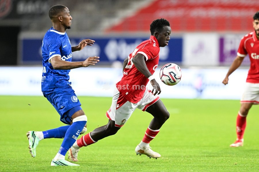 Gent's Michel-Ange Sumai Balikwisha and Standard's Salieu Drammeh pictured in action during a soccer match between KAA Gent and Standard de Liege, Friday 18 September 2026 in Gent, on day 7 of the 2026-2027 'Jupiler Pro League' first division of the Belgian championship