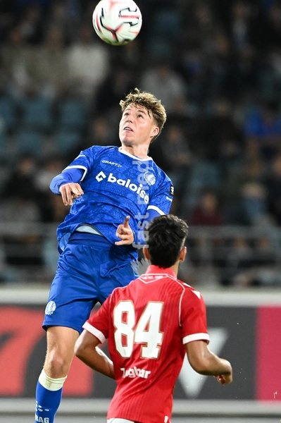 Gent's Tibe De Vlieger pictured in action during a soccer match between KAA Gent and Standard de Liege, Friday 18 September 2026 in Gent, on day 7 of the 2026-2027 'Jupiler Pro League' first division of the Belgian championship