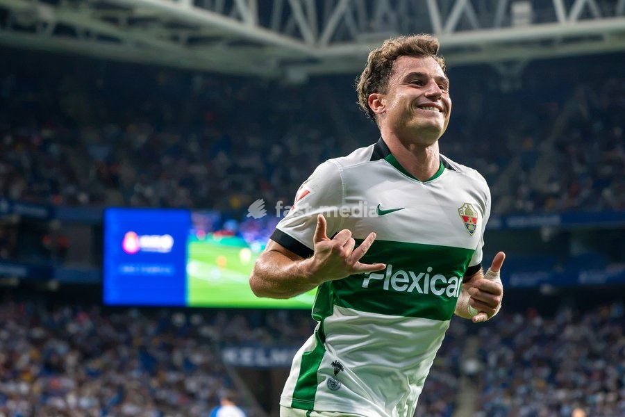 German Valera of Elche CF celebrates scoring his team's third goal during the LaLiga EA Sports matchday 7 football match between RCD Espanyol and Elche CF at Stage Front Stadium on September 18, 2026 in Cornellà de Llobregat, Spain
