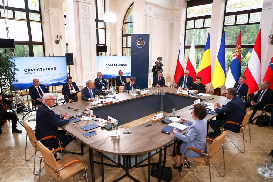 First Vice-President of the Senate of the Czech Republic Jiri Drahos, Prime Minister of Poland Donald Tusk, President of Romania Nicusor Dan, President of Ukraine Volodymyr Zelenskyy, President of Serbia Aleksandar Vucic and President of the Federal Council of Austria Christine Schwarz-Fuchs (left…