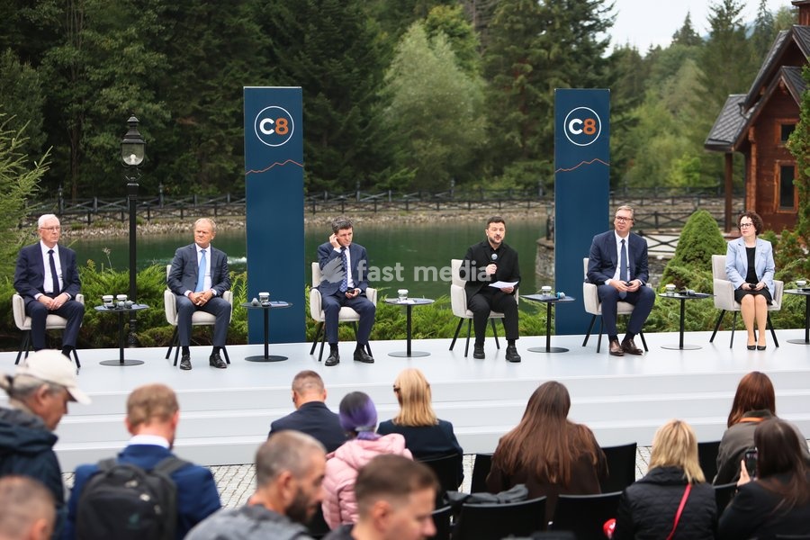 First Vice-President of the Senate of the Czech Republic Jiri Drahos, Prime Minister of Poland Donald Tusk, President of Romania Nicusor Dan, President of Ukraine Volodymyr Zelenskyy, President of Serbia Aleksandar Vucic, and President of the Federal Council of Austria Christine Schwarz-Fuchs (left…