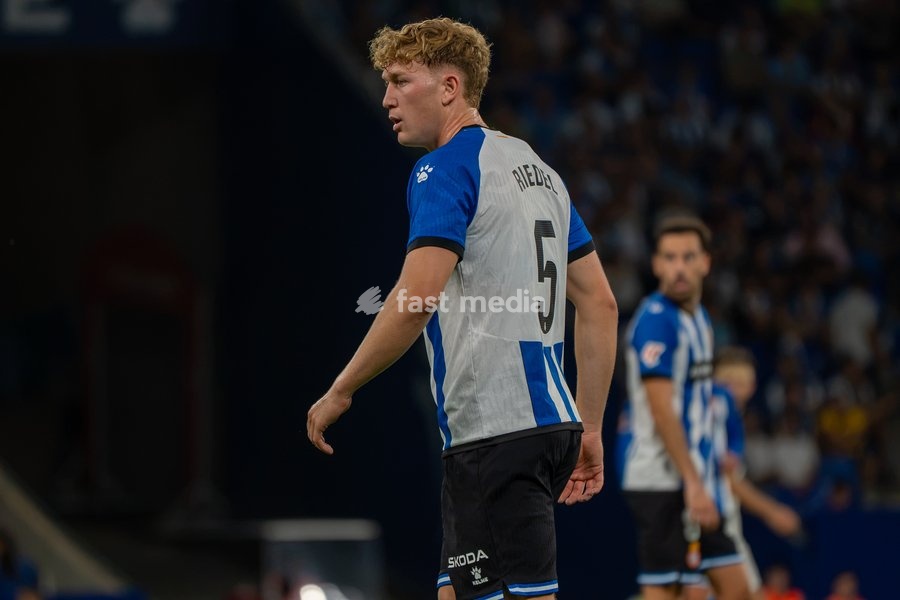 Clemens Riedel of RCD Espanyol during the LaLiga EA Sports matchday 7 fixture between RCD Espanyol and Elche CF at Stage Front Stadium on September 18, 2026, in Cornellà de Llobregat, Spain