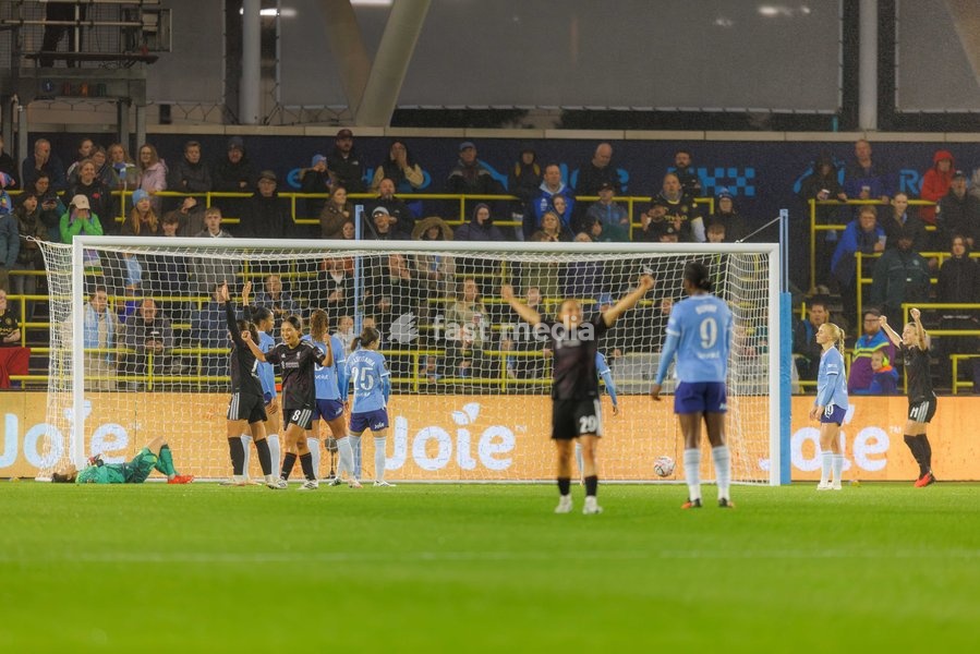 Players of Liverpool FC Women celebrate a goal during the Women’s Super League match between Manchester City Women and Liverpool FC Women at the Joie Stadium in Manchester, England on September 18, 2026