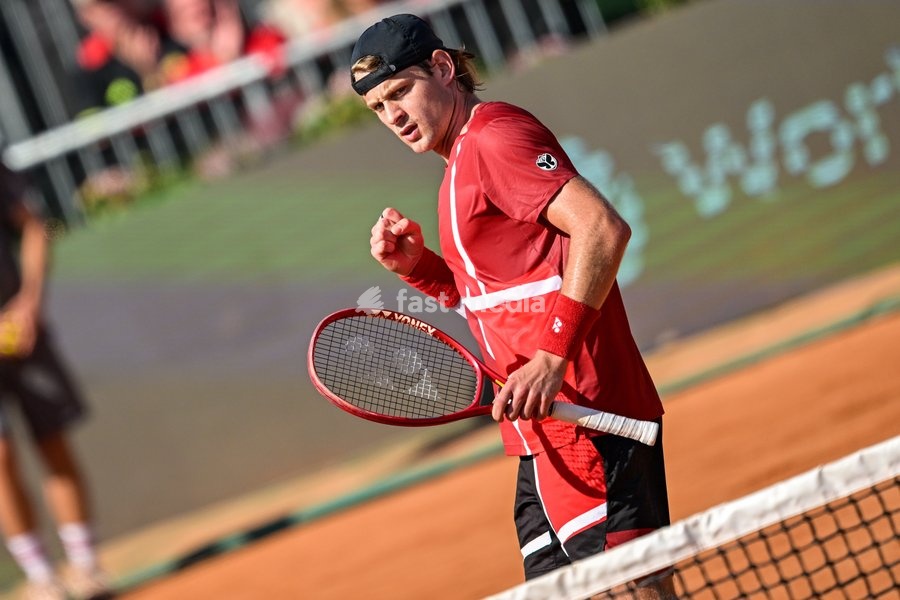 Belgian Zizou Bergs celebrates after scoring during a tennis match between Austrian Rodionov and Belgian Bergs, the fourth rubber in the tie between Austria and Belgium, qualifiers for the Davis Cup tournament, on Saturday 19 September 2026 in Vienna, Austria