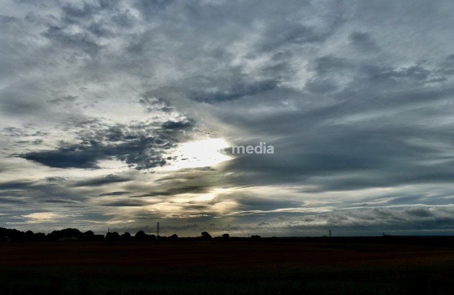 Seasonal weather, early morning skies