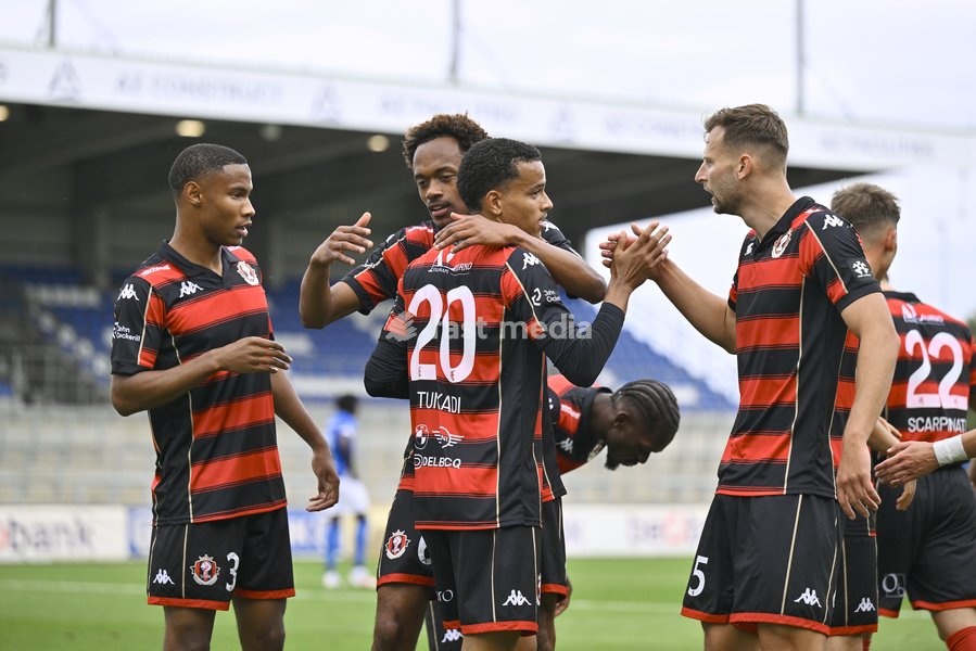 Seraing's Alexandre Tunkadi celebrates after scoring during a soccer match between Jong Genk (U21) and RFC Seraing, Saturday 19 September 2026 in Genk, on day 6 of the 2026-2027 'Challenger Pro League' 1B second division of the Belgian championship