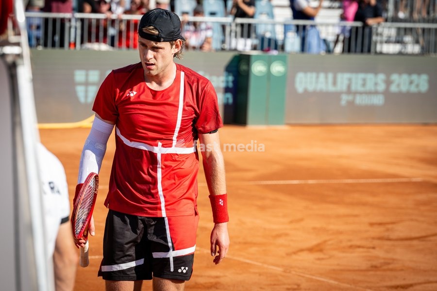 Belgian Zizou Bergs looks dejected after losing a tennis match between Austrian Rodionov and Belgian Bergs, the fourth rubber in the tie between Austria and Belgium, qualifiers for the Davis Cup tournament, on Saturday 19 September 2026 in Vienna, Austria