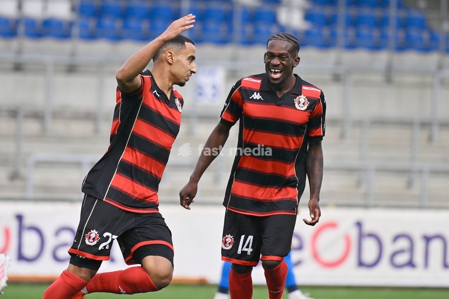Seraing's Amine Messoussa celebrates after scoring during a soccer match between Jong Genk (U21) and RFC Seraing, Saturday 19 September 2026 in Genk, on day 6 of the 2026-2027 'Challenger Pro League' 1B second division of the Belgian championship