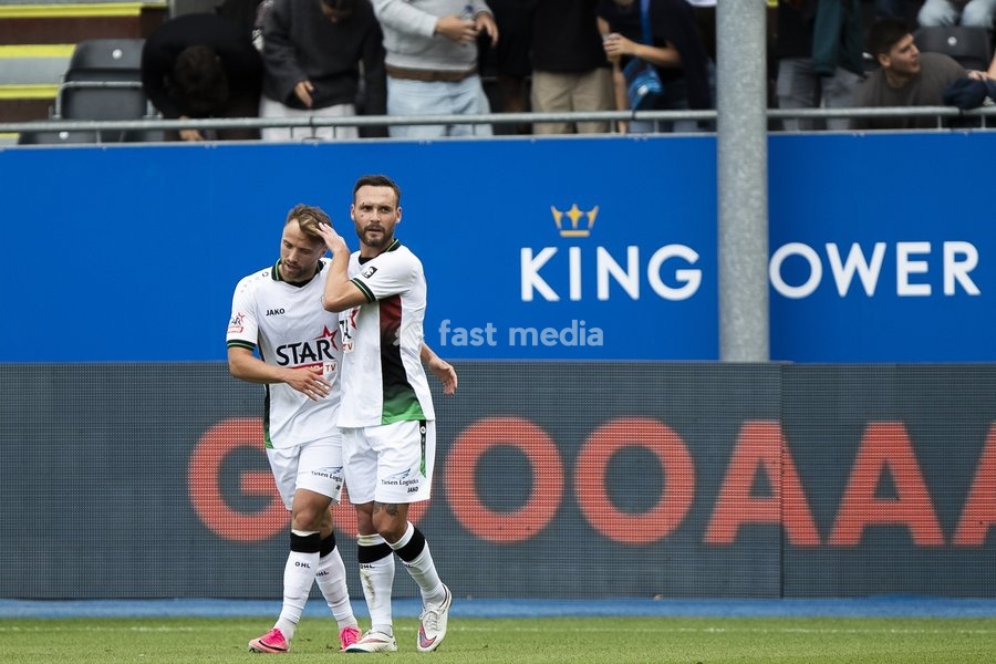OHL's Wouter George and OHL's Birger Verstraete celebrate during a soccer match between Oud-Heverlee Leuven and RAAL La Louviere, Saturday 19 September 2026 in Leuven, on day 7 of the 2026-2027 'Jupiler Pro League' first division of the Belgian championship