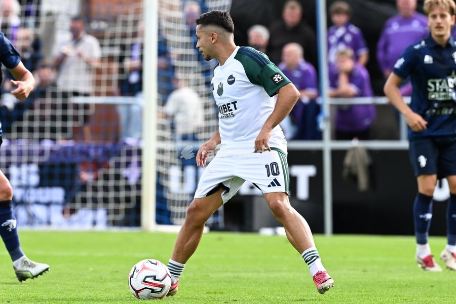 Hasselt's Mehdi Bounou pictured in action during a soccer match between Sporting Hasselt and K. Beerschot VA, Saturday 19 September 2026 in Hasselt, on day 6 of the 2026-2027 'Challenger Pro League' 1B second division of the Belgian championship
